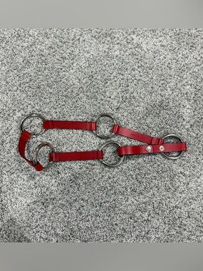 Guess Full Grain Leather .5 “ 5 Silver O-Rings Red Belt Hangs Around Hip Boho S
